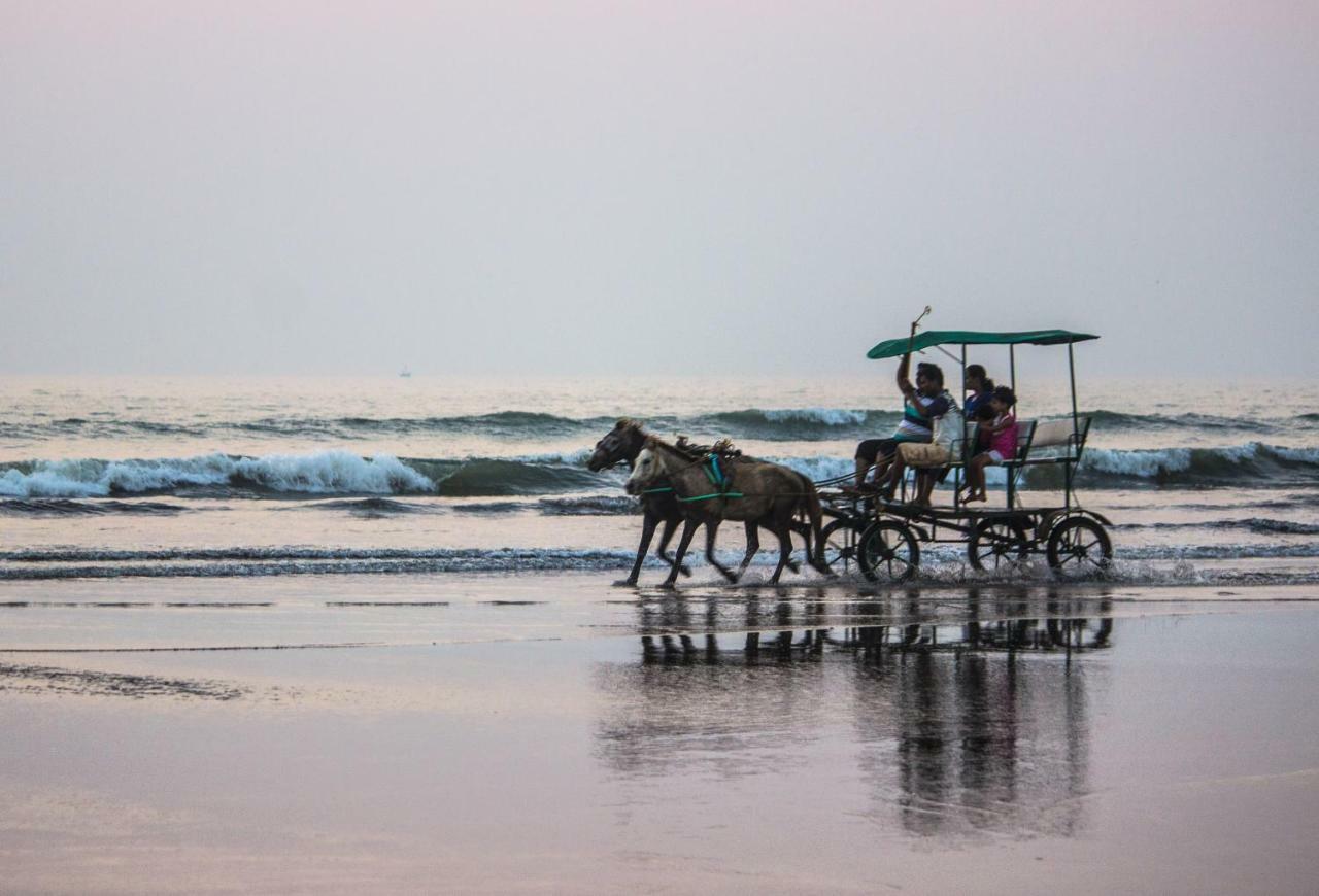 Maitreya Beach Resort Diveagar Ngoại thất bức ảnh